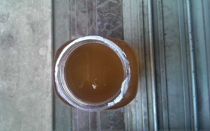 芝麻蜜的作用與功效及食用方法 芝麻蜜