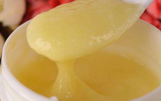 蜂王漿可以治黃褐斑嗎? 蜂王漿