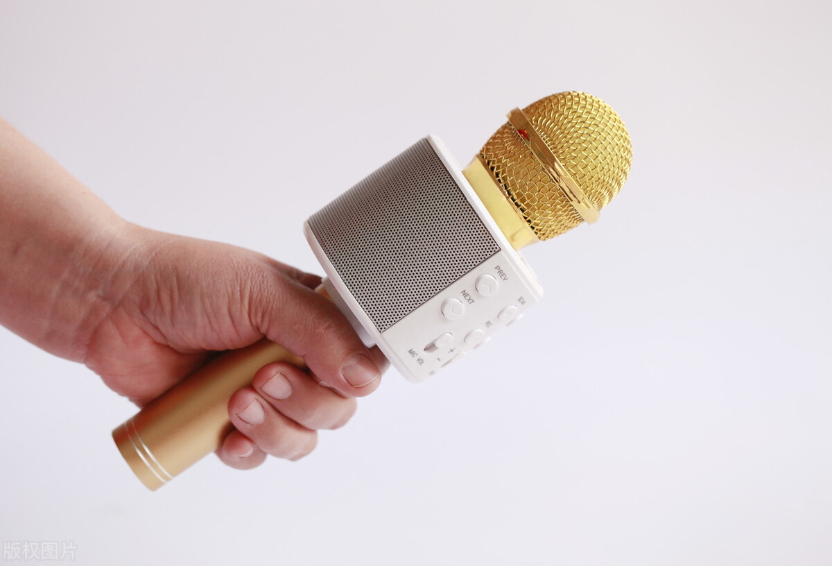 孩子的“冠姓權(quán)”，值得爭(zhēng)嗎？