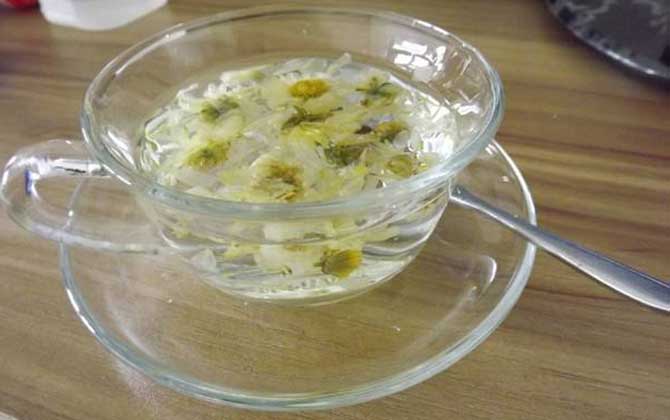 野菊花蜂蜜的功效與作用(菊花茶加蜂蜜泡水喝的作用與禁忌) 野菊花蜂蜜的功效與作用(菊花茶加蜂蜜泡水喝的作用與禁忌)