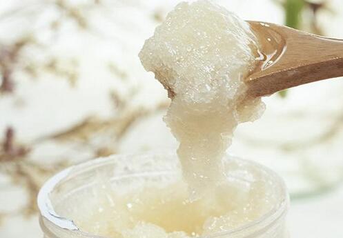 洋槐蜜和椴樹(shù)蜜哪個(gè)更好吃(喝)?有什么區(qū)別? 洋槐蜜和椴樹(shù)蜜哪個(gè)更好吃(喝)?有什么區(qū)別?