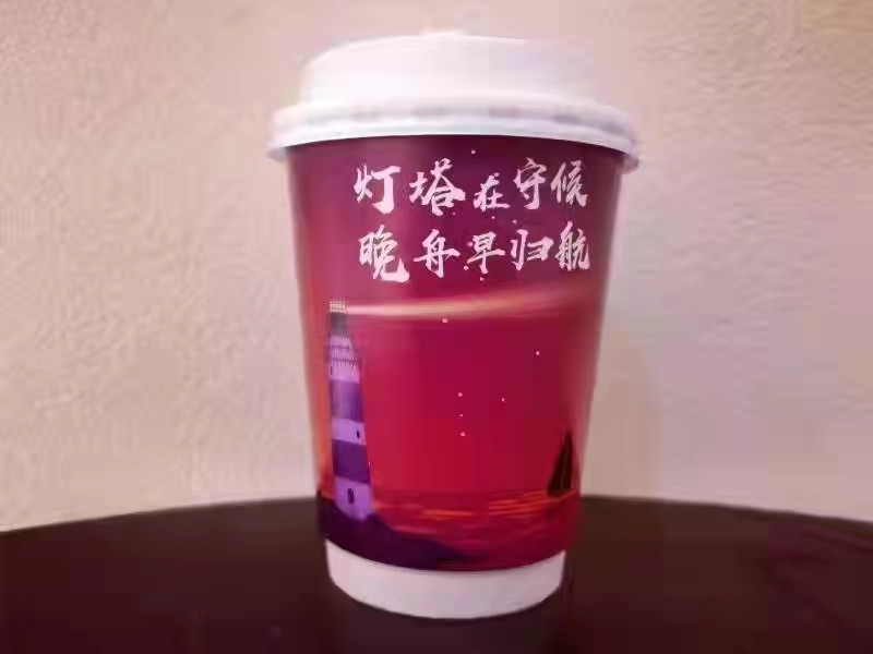 孟晚舟在深圳機場發表感言：祖國，我回來了