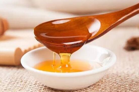 蜜蜂反復逃跑是蜂王不在嗎(蜜蜂一逃再逃,原因無非3個) 蜜蜂反復逃跑是蜂王不在嗎(蜜蜂一逃再逃,原因無非3個)