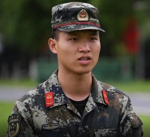 “00后”戰(zhàn)士，一等功