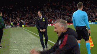 歐冠之神！C羅絕殺瞬間：7萬人炸鍋，爵爺起立鼓掌，索帥狂吼