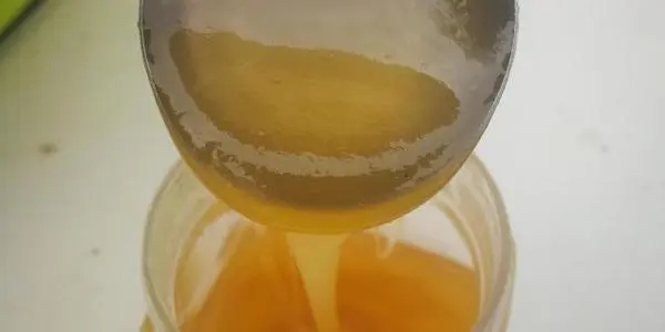 蜂蜜變質(zhì)了是什么味道（如何判斷蜂蜜變質(zhì)沒）