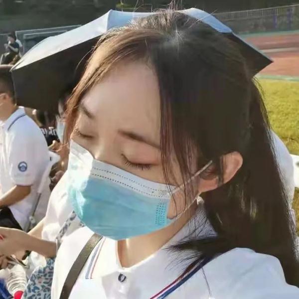 高中同班，大學(xué)同寢，緣分啊