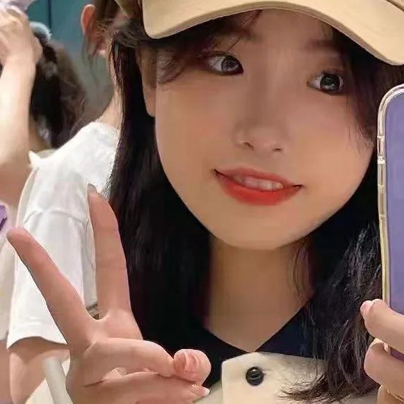 高中同班，大學(xué)同寢，緣分啊