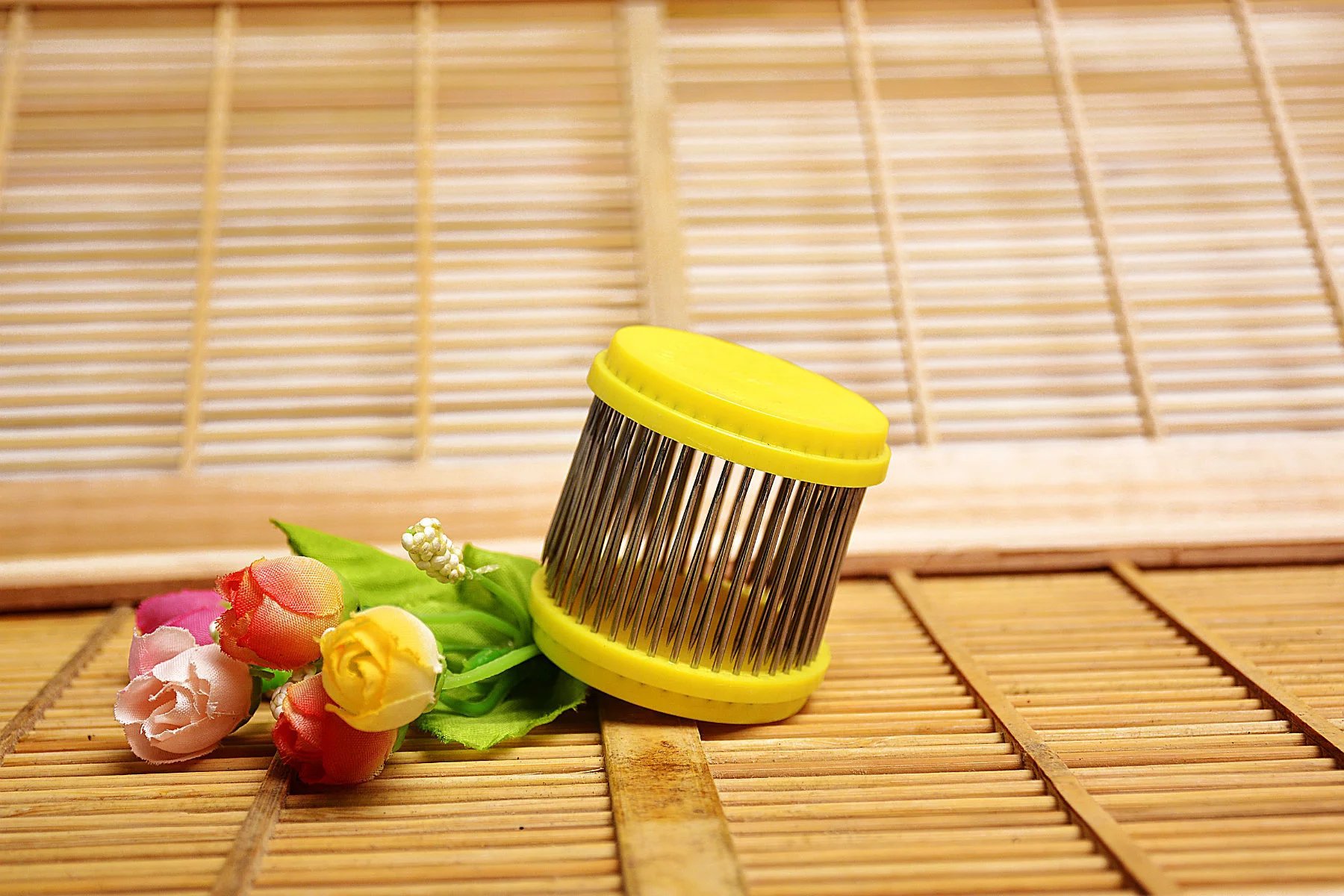 一個新手如何開始養(yǎng)蜂（新手要怎么開始養(yǎng)蜂）