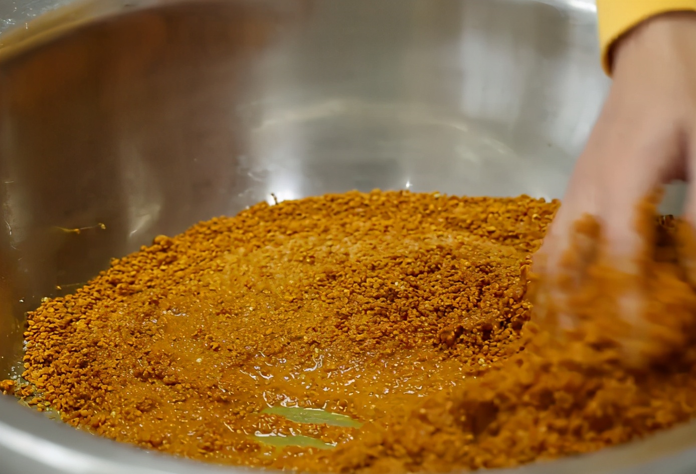 花粉如何發酵喂蜜蜂(喂蜜蜂花粉需要發酵嗎) 花粉如何發酵喂蜜蜂(喂蜜蜂花粉需要發酵嗎)