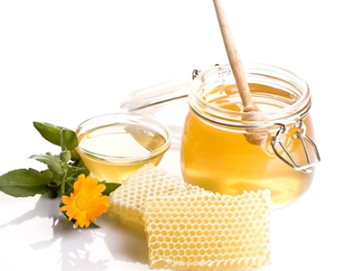 兒童喝蜂蜜好嗎(小孩子吃蜂蜜好不好) 兒童喝蜂蜜好嗎(小孩子吃蜂蜜好不好)