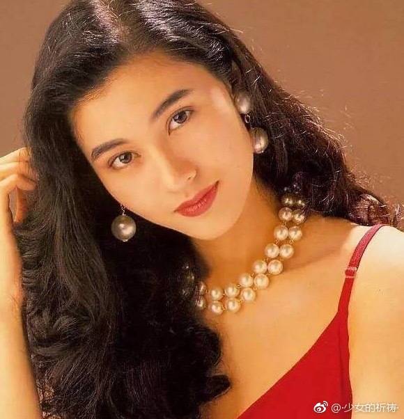 港式復(fù)古妝容了解一下？