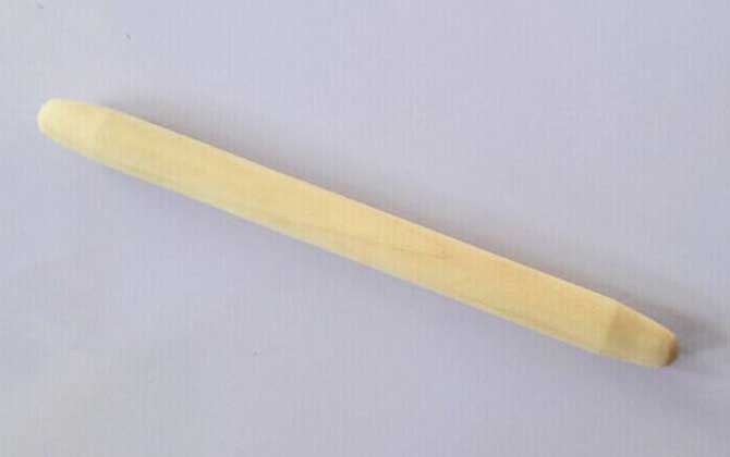 人造王臺(tái)里面放什么