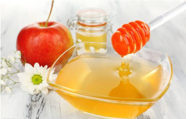 經(jīng)常喝蜂蜜對身體好嗎(常喝蜂蜜有什么好處) 經(jīng)常喝蜂蜜對身體好嗎(常喝蜂蜜有什么好處)