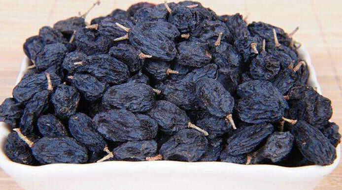 黑加侖和葡萄有什么不同(黑加侖和葡萄的區別) 黑加侖和葡萄有什么不同(黑加侖和葡萄的區別)