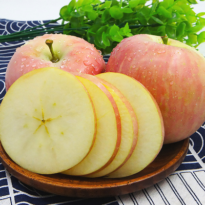 蘋果加蜂蜜的功效：蘋果加蜂蜜治療感冒嗎？