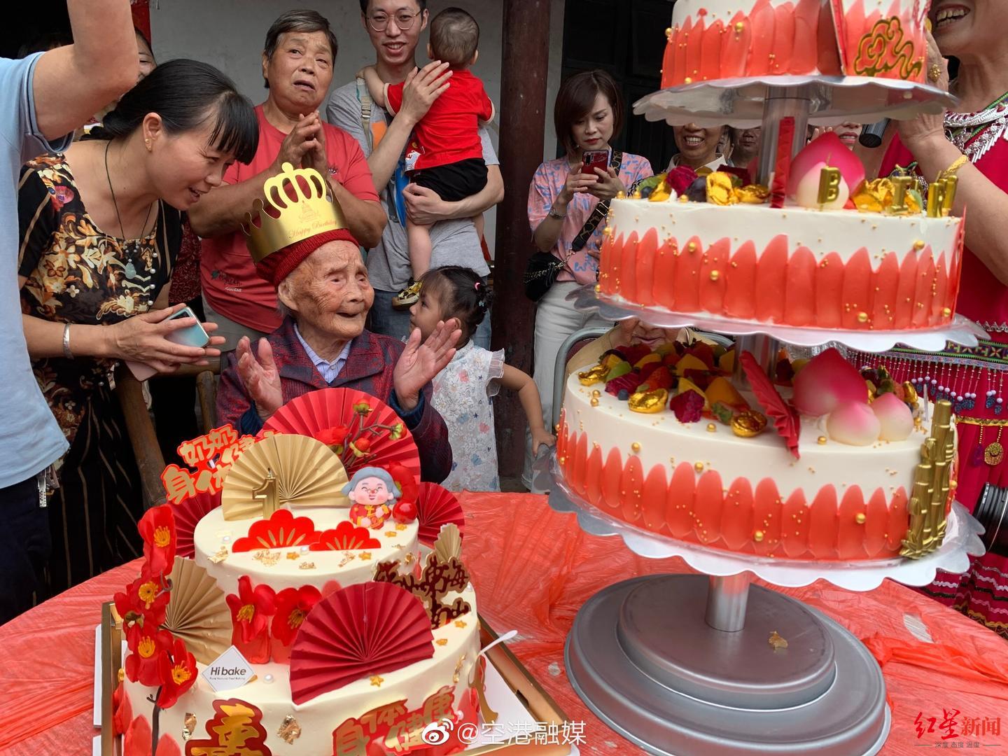 121歲，六世同堂，這樣的生日宴真讓人羨慕