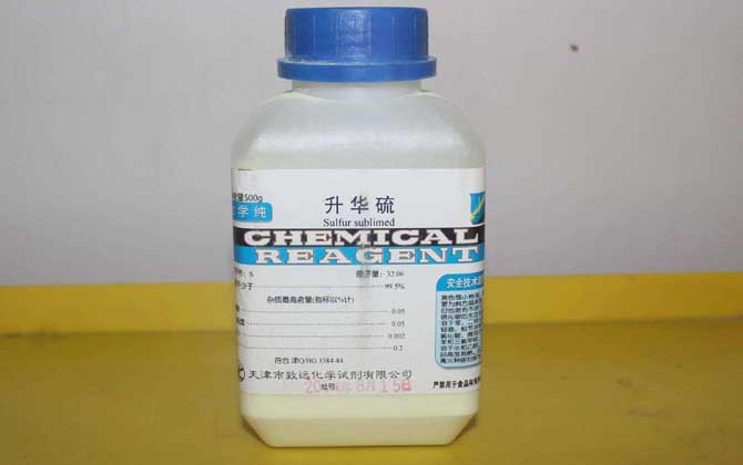 養(yǎng)蜂場(chǎng)地種什么可以冶螨蟲（升華硫治蜂螨最新方法）