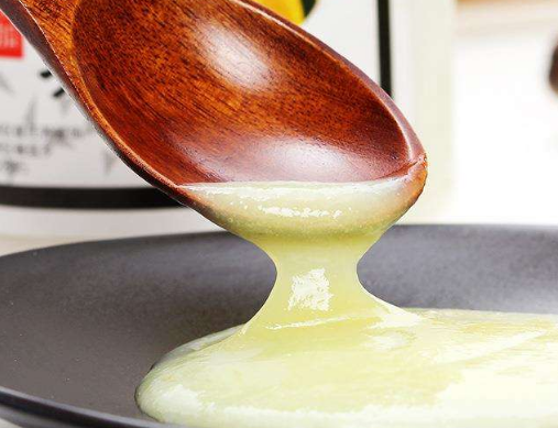 蜂王漿多少錢(qián)一斤（真蜂王漿的價(jià)格是多少）